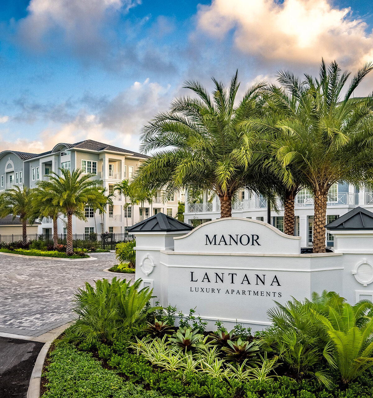 Manor Lantana
