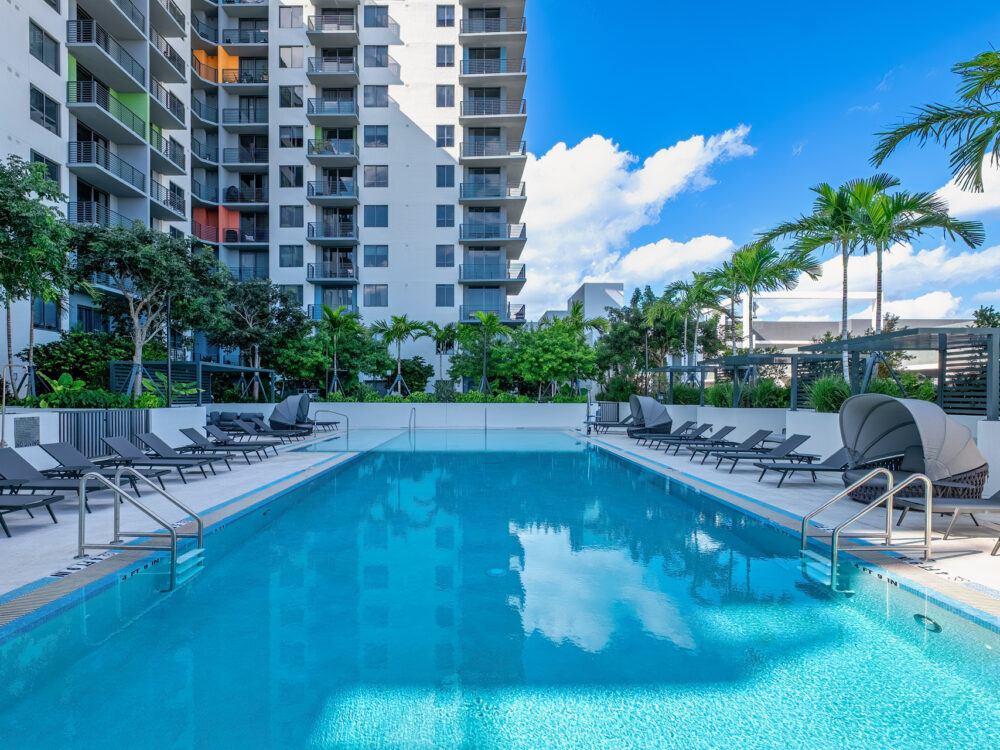 305-Pool-Area-edit